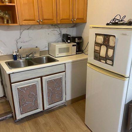 Suite In Уест Ванкувър Екстериор снимка