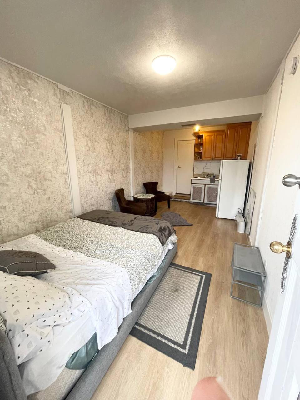 Suite In Уест Ванкувър Екстериор снимка